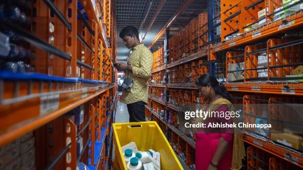 Indian e-commerce fulfilment centre warehouse operations